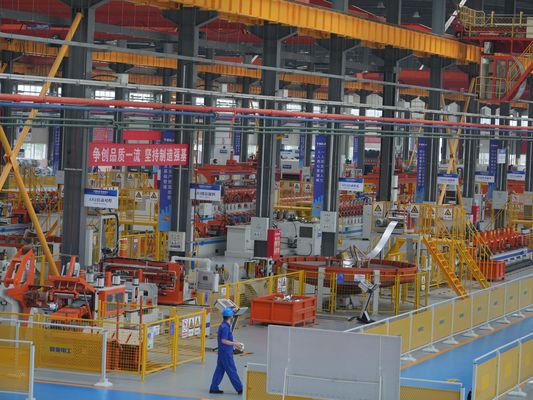 شراء 18 صالة آلة تشكيل للوحة آلية 55kw 40Cr آلة السقف المعدنية online manufacture