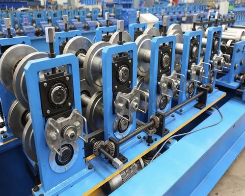شراء الآلية الكاملة التلقائية C Purlin Machine Steel Profile Cz Purlin رول تشكيل آلة 3.0mm online manufacture