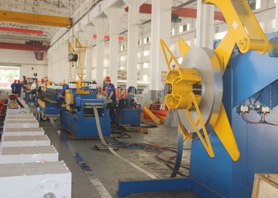 شراء 30m/Min آلة صنع القناة آلة تشكيل القناة التلقائية online manufacture